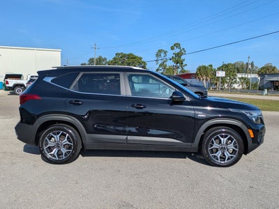 2023 Kia Seltos EX