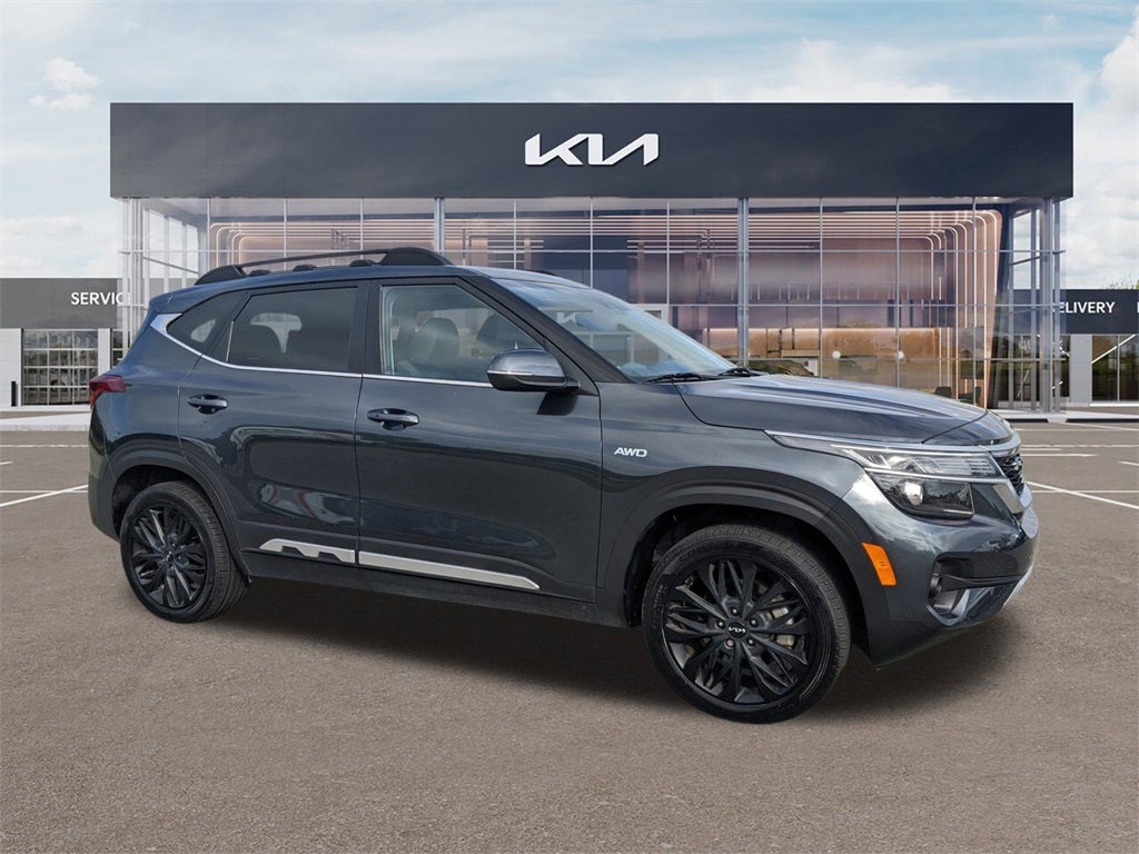 2023 Kia Seltos Nightfall