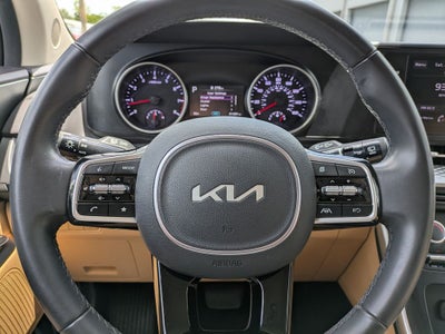 2024 Kia Carnival LX