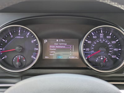 2024 Kia Carnival LX
