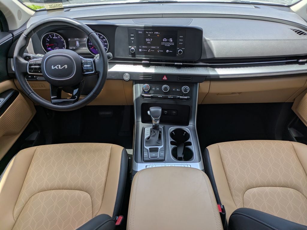 2023 Kia Carnival LX Seat Package