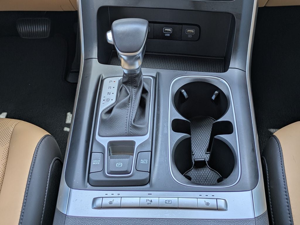 2023 Kia Carnival LX Seat Package