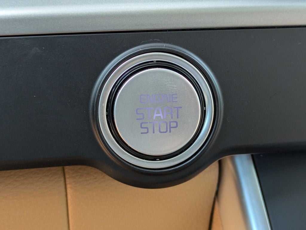2023 Kia Carnival LX Seat Package