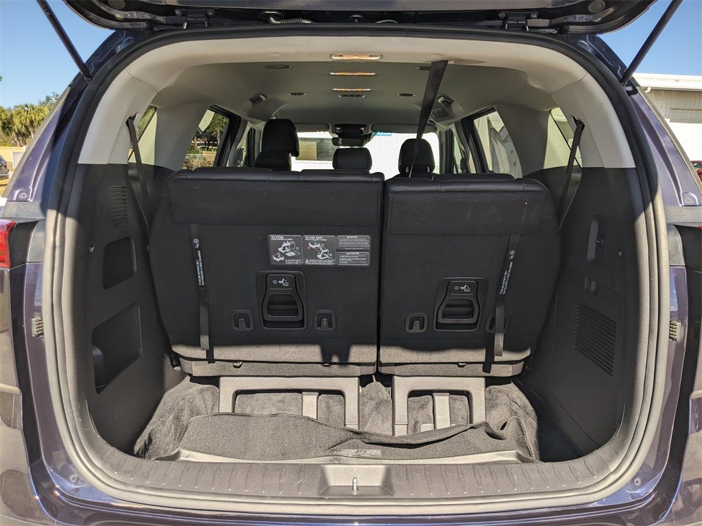 2022 Kia Carnival LXS