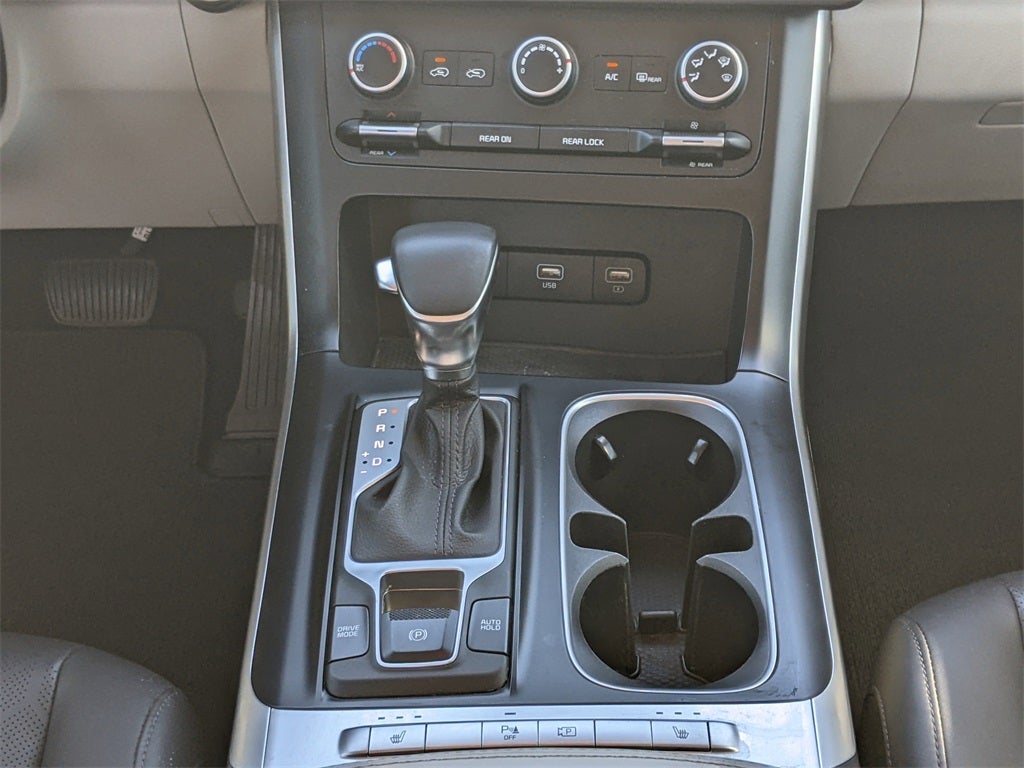 2022 Kia Carnival LXS