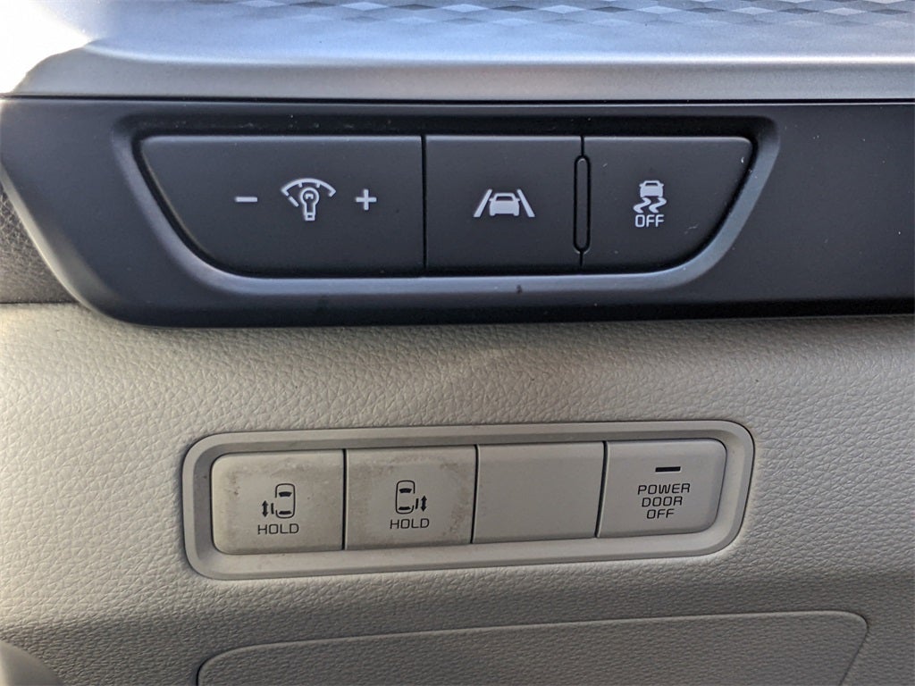 2022 Kia Carnival LXS