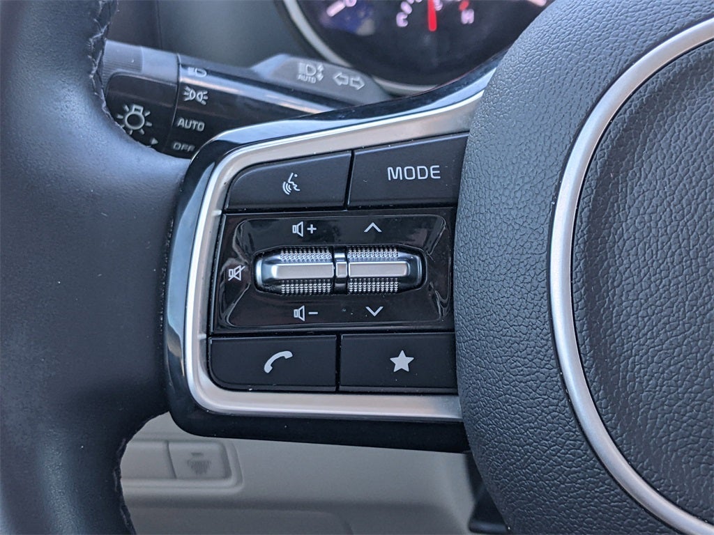 2022 Kia Carnival LXS