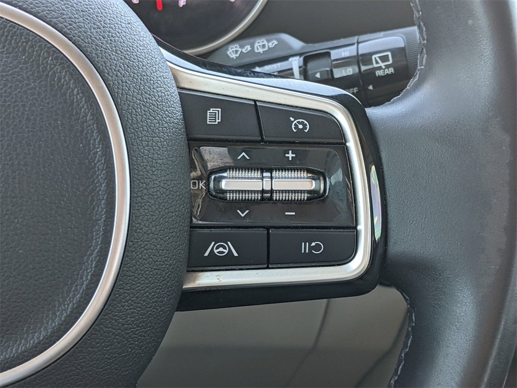 2022 Kia Carnival LXS