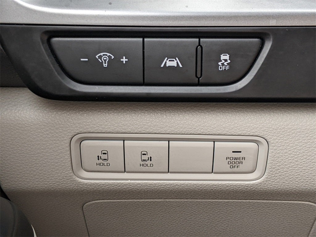 2022 Kia Carnival LXS