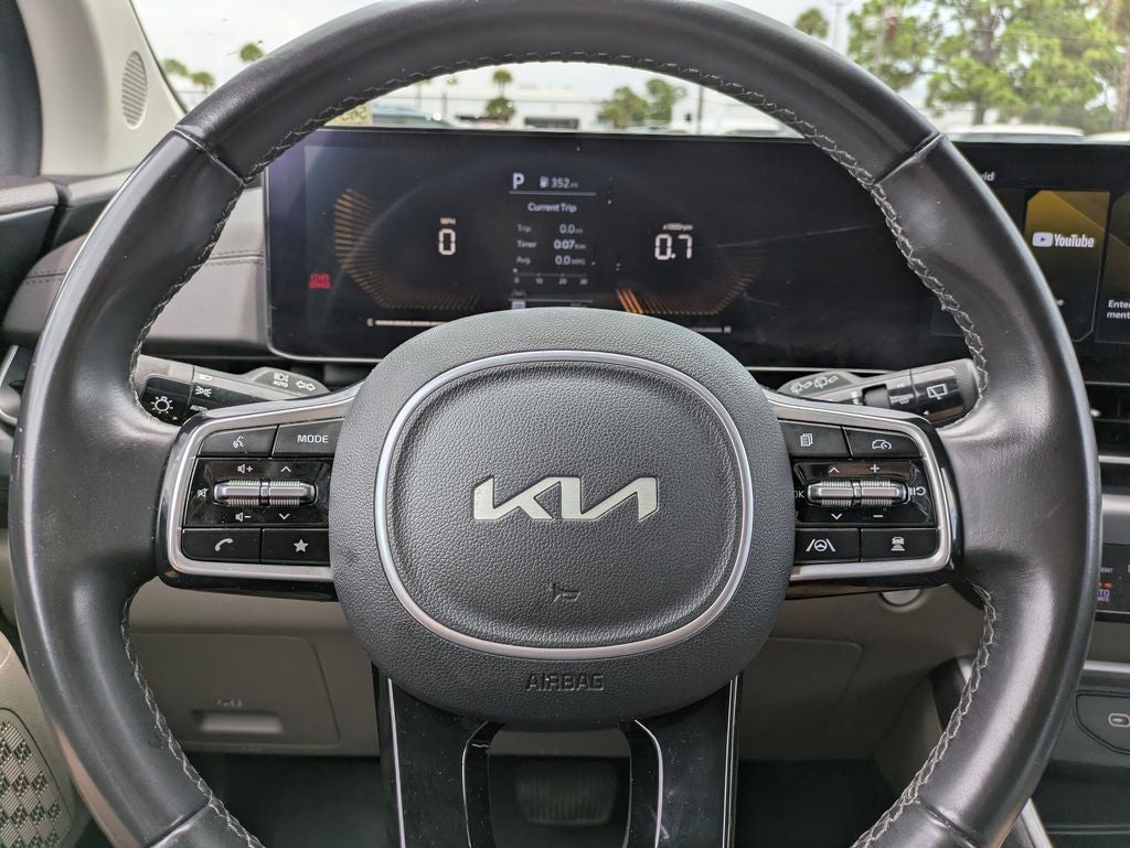 2025 Kia Carnival LXS