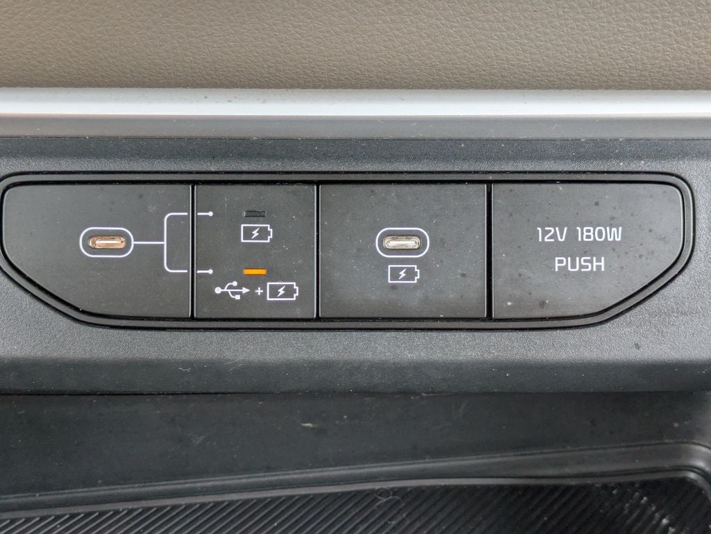 2025 Kia Carnival LXS