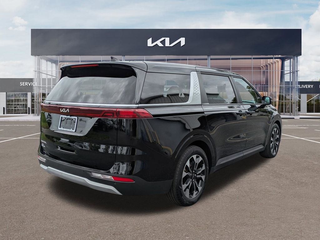 2024 Kia Carnival EX