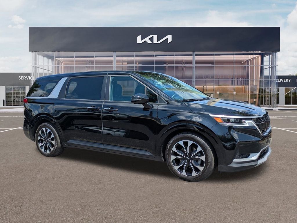 2024 Kia Carnival EX