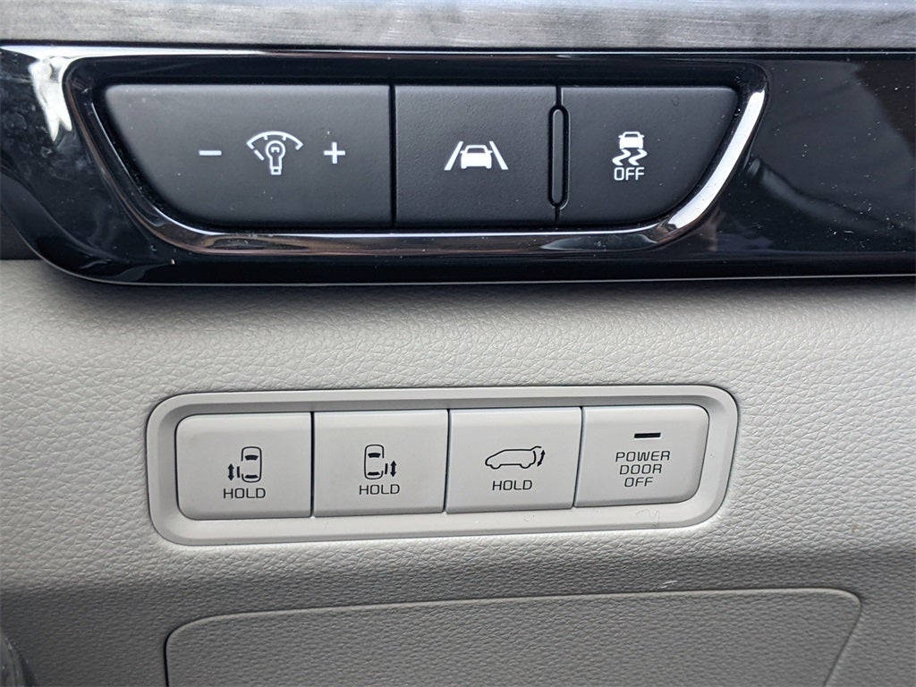 2024 Kia Carnival EX