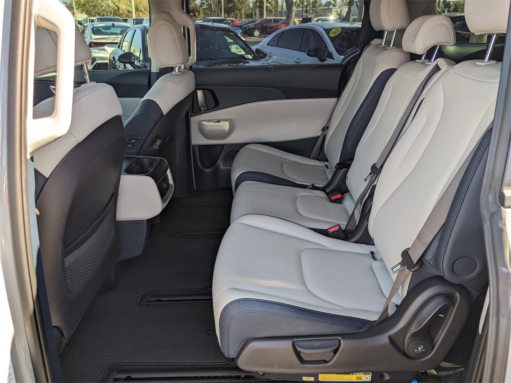 2025 Kia Carnival Hybrid EX