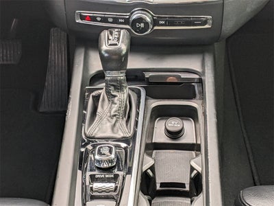 2019 Volvo XC60 T5 Momentum