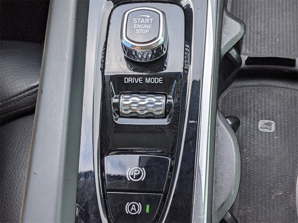 2019 Volvo XC60 T5 Momentum