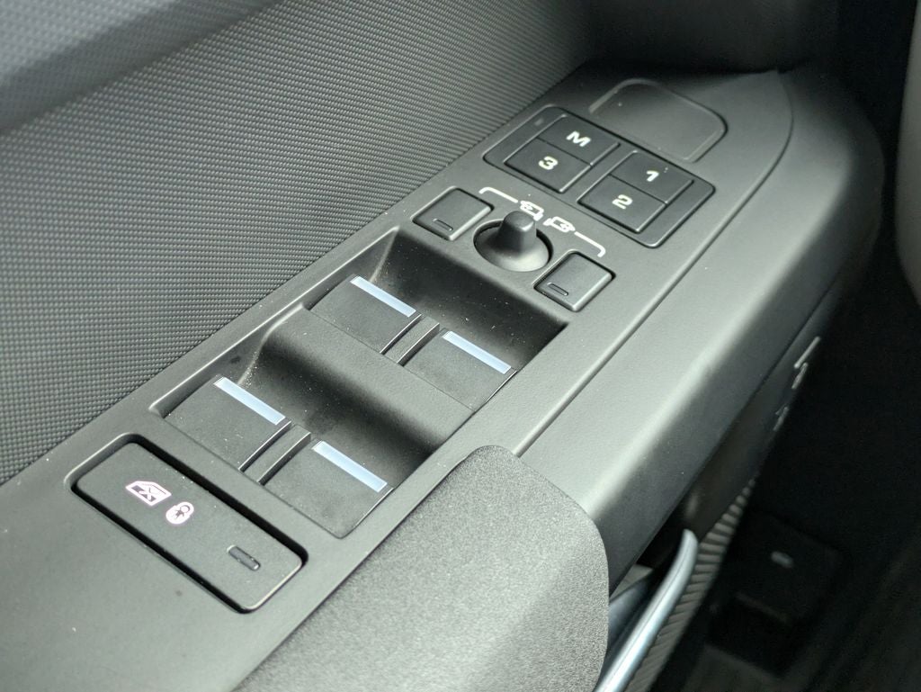 2023 Land Rover Defender 130 S