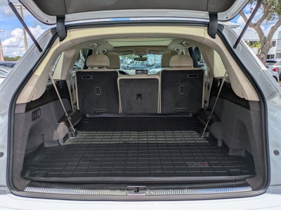 2019 Audi Q7 45 Premium Plus quattro