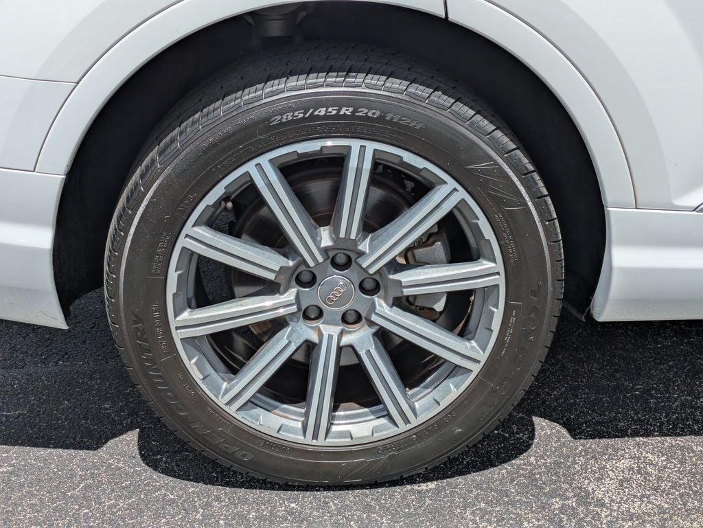 2019 Audi Q7 45 Premium Plus quattro