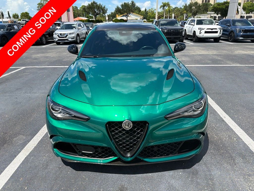 2022 Alfa Romeo Giulia Quadrifoglio