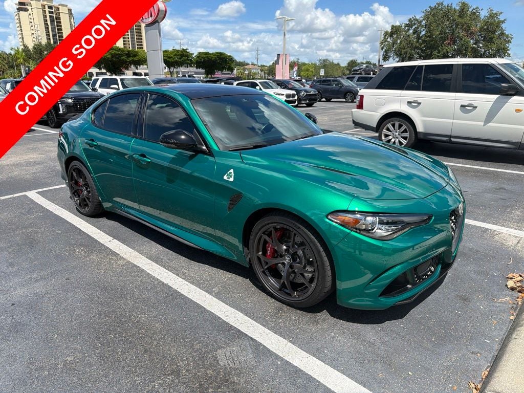 2022 Alfa Romeo Giulia Quadrifoglio