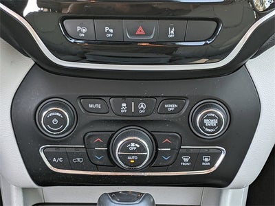 2019 Jeep Cherokee Limited FWD