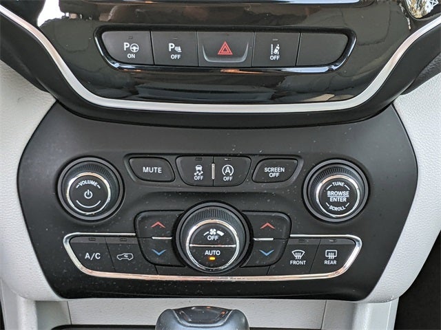 2019 Jeep Cherokee Limited FWD