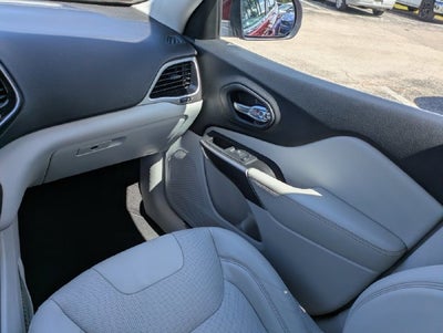 2019 Jeep Cherokee Limited FWD