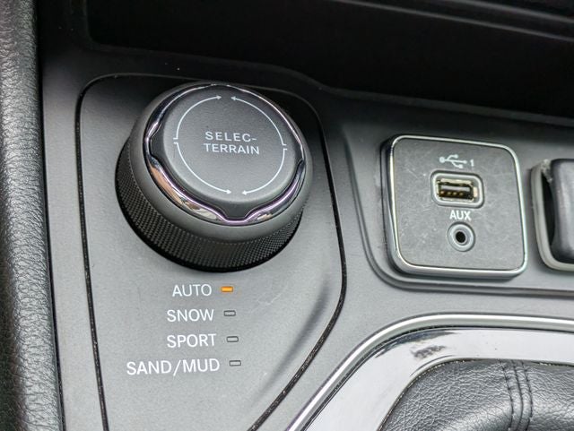 2023 Jeep Cherokee Altitude