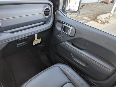 2025 Jeep Wrangler WRANGLER 4-DOOR SAHARA