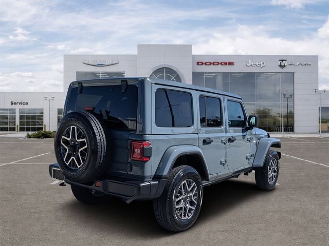 2026 Jeep Wrangler 4-Door Sahara 4x4