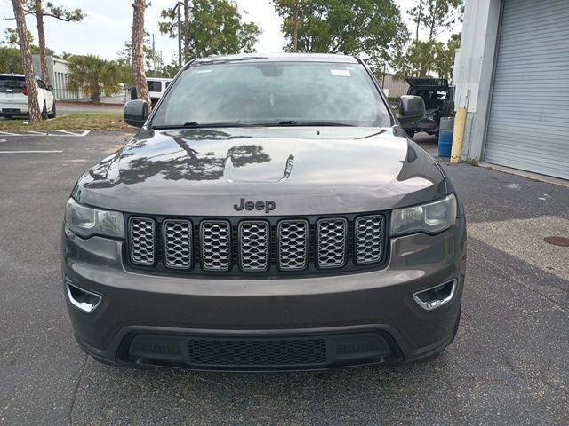 2017 Jeep Grand Cherokee Altitude's photo
