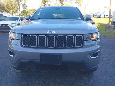 2017 Jeep Grand Cherokee Laredo 4x4