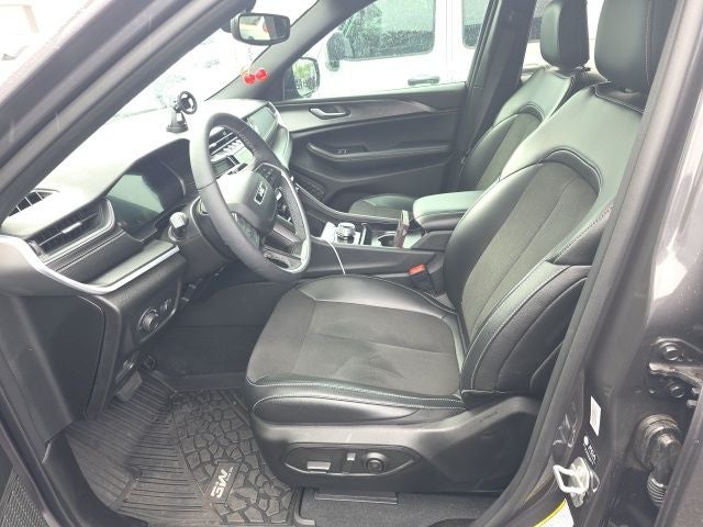 2024 Jeep Grand Cherokee Altitude X 4x2