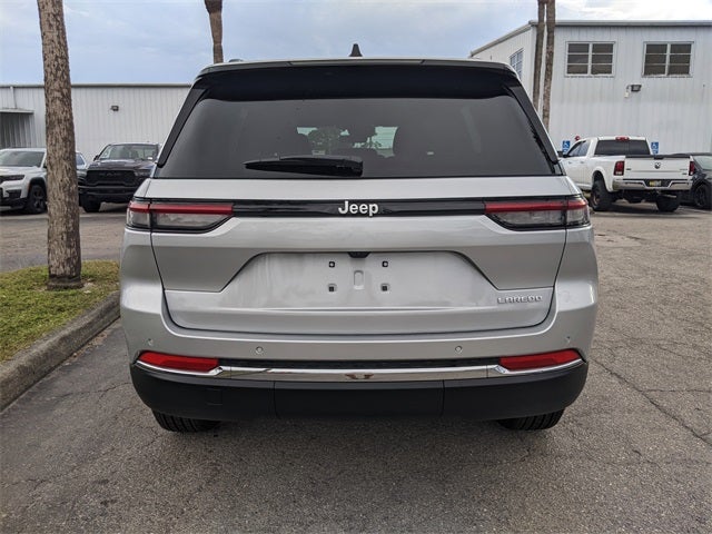 2025 Jeep Grand Cherokee GRAND CHEROKEE LAREDO X 4X2