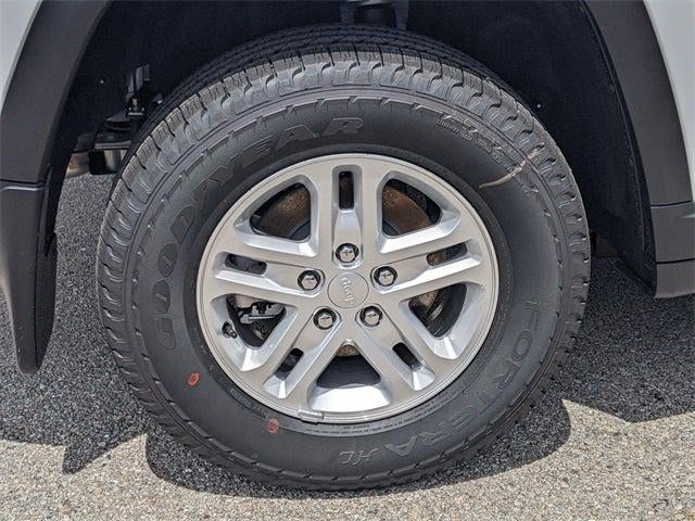 2025 Jeep Grand Cherokee GRAND CHEROKEE LAREDO 4X2