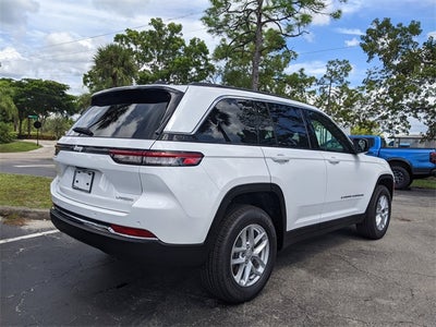 2025 Jeep Grand Cherokee GRAND CHEROKEE LAREDO X 4X2