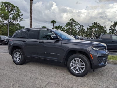 2025 Jeep Grand Cherokee GRAND CHEROKEE LAREDO X 4X2