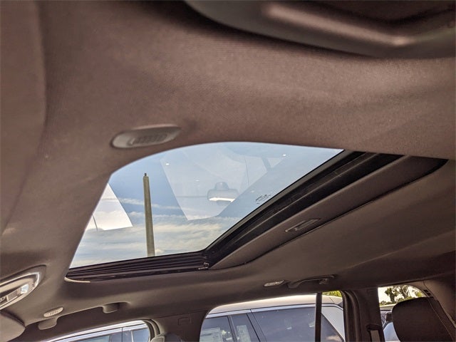 2025 Jeep Grand Cherokee GRAND CHEROKEE LAREDO X 4X2