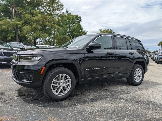 2025 Jeep Grand Cherokee GRAND CHEROKEE LAREDO X 4X2