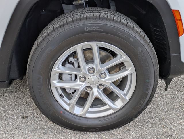 2026 Jeep Grand Cherokee GRAND CHEROKEE LAREDO 4X2