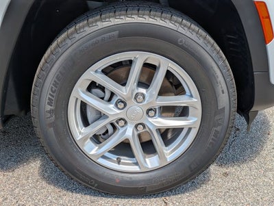 2026 Jeep Grand Cherokee GRAND CHEROKEE LAREDO X 4X2