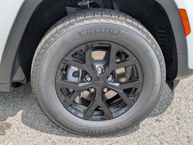2026 Jeep Grand Cherokee GRAND CHEROKEE LAREDO ALTITUDE 4X2