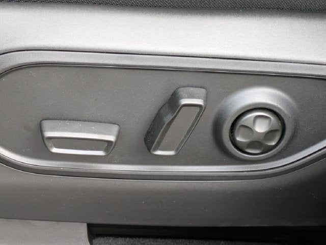 2027 Jeep Grand Cherokee GRAND CHEROKEE LAREDO ALTITUDE 4X2