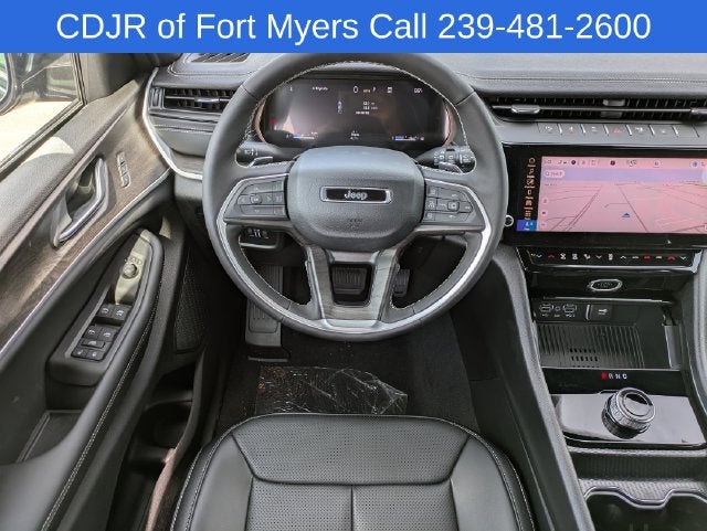 2027 Jeep Grand Cherokee GRAND CHEROKEE LIMITED 4X2