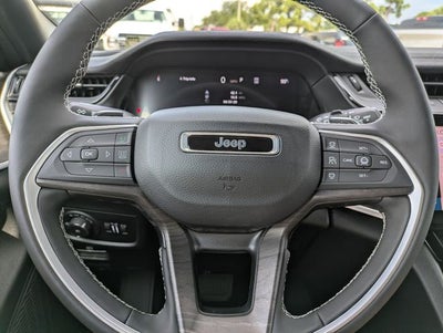 2027 Jeep Grand Cherokee GRAND CHEROKEE LIMITED 4X2