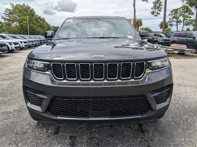 2025 Jeep Grand Cherokee GRAND CHEROKEE LAREDO X 4X4