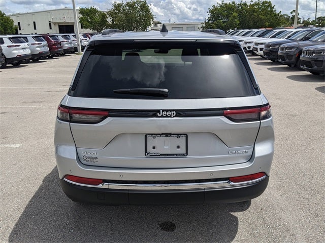 2025 Jeep Grand Cherokee GRAND CHEROKEE LAREDO X 4X4