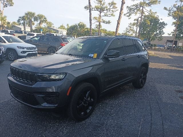 2022 Jeep Grand Cherokee Altitude 4x4